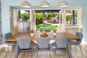 Photo 11- click for photo gallery